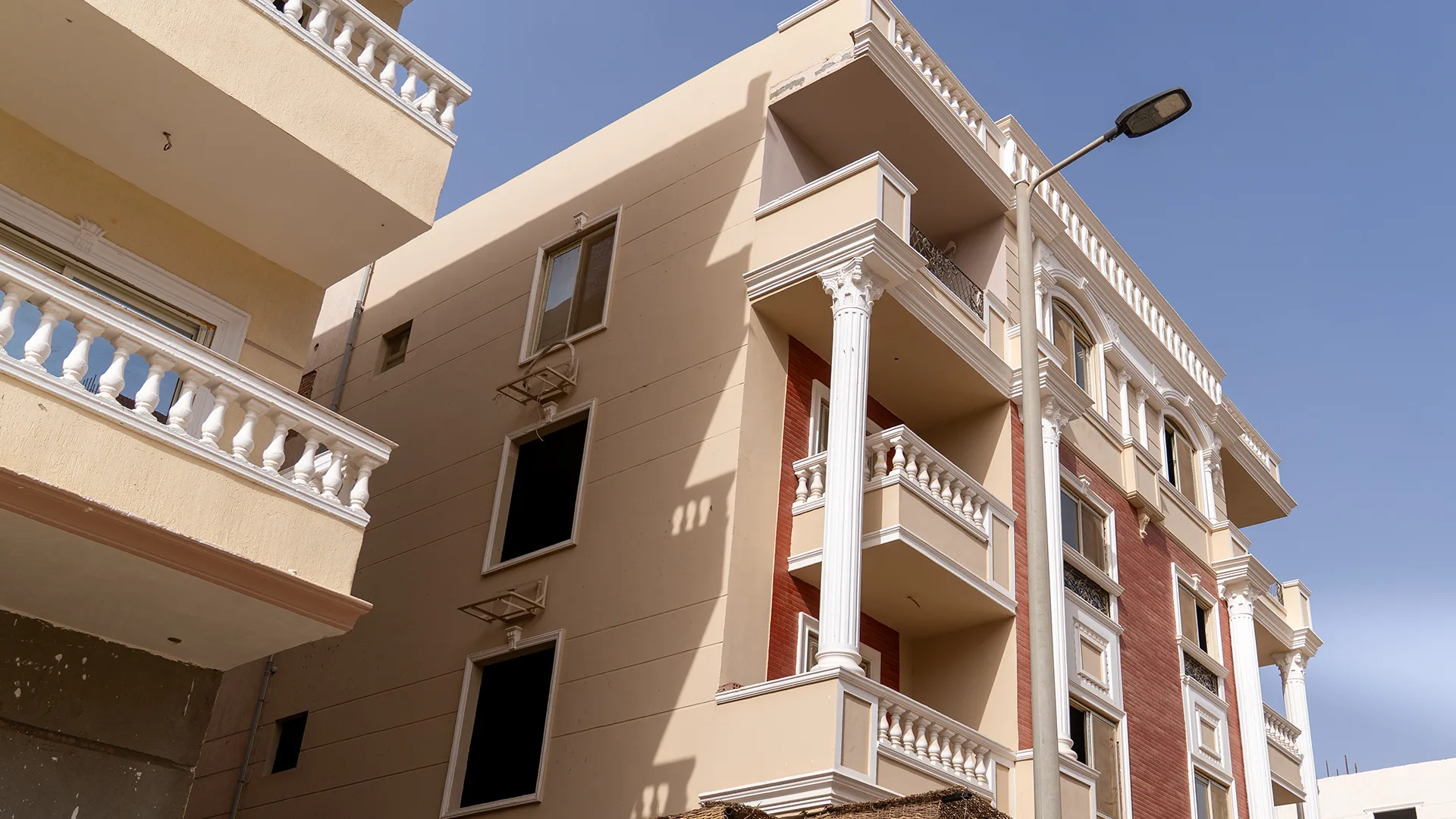 مشروع B81 بيت الوطن الأساسي